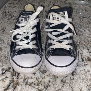 Kids black converse